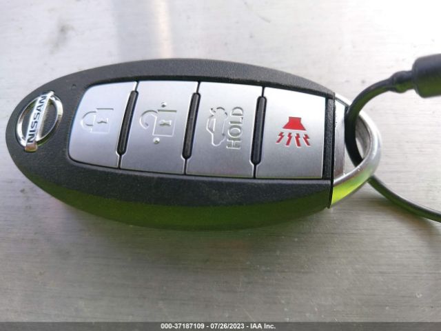 3N1CN8EVXML814833 Nissan VERSA SV