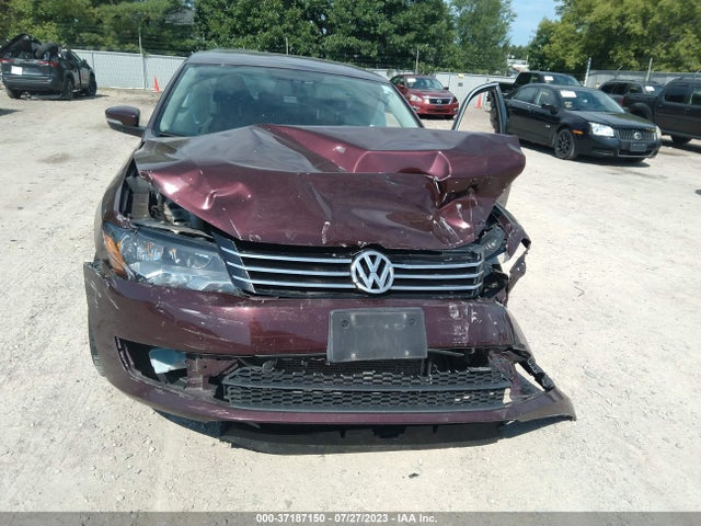 1VWAS7A33EC055822 Volkswagen Passat Wolfsburg Ed