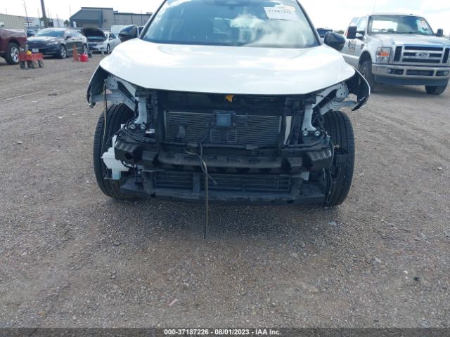 JN8AT3CA6MW015627 Nissan Rogue Sl