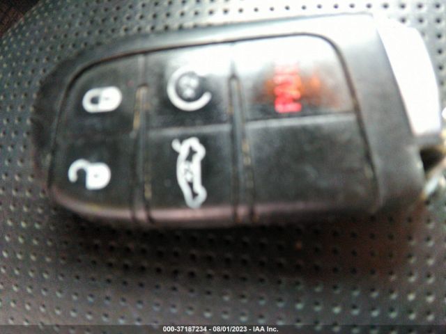 2C3CDXJG8GH127711 Dodge Charger Sxt