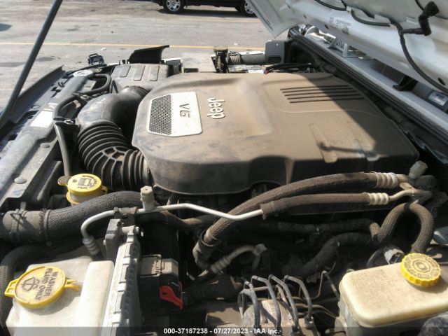 1C4HJWDG5GL324001 Jeep Wrangler Unlimited Sport