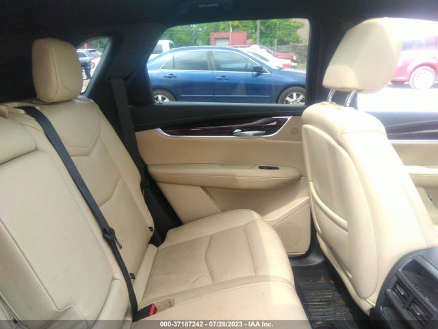 1GYKNDRS3JZ203493 Cadillac XT5 LUXURY