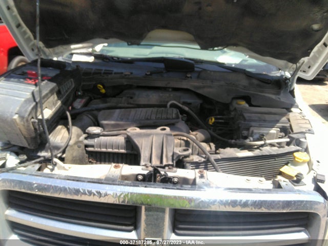 2006 DODGE DURANGO SLT VIN: 1D4HD48286F193737
