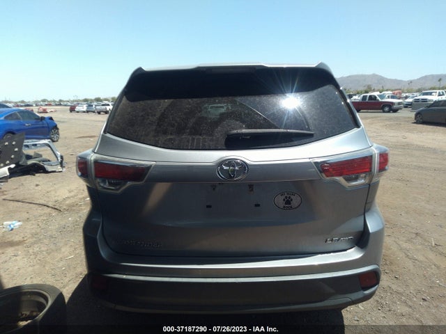Toyota Highlander Le 2015 5TDBKRFH2FS078435 Image 16