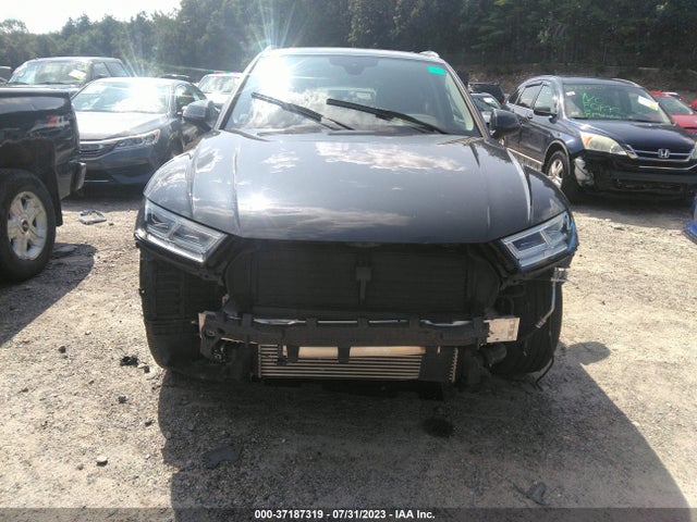 WA1BNAFY0J2245037 Audi Q5 Premium Plus
