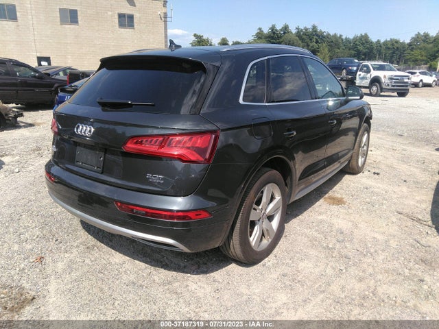 WA1BNAFY0J2245037 Audi Q5 Premium Plus