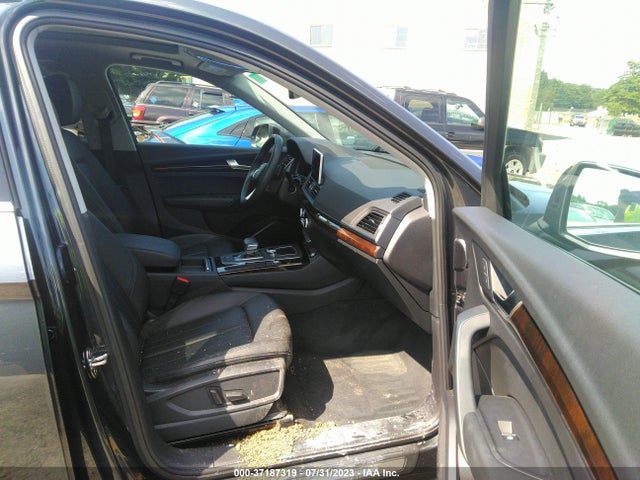 WA1BNAFY0J2245037 Audi Q5 Premium Plus
