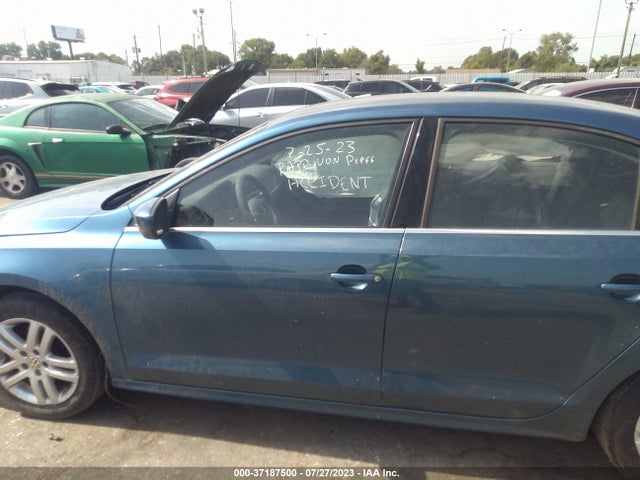 3VW2B7AJ6HM354629 Volkswagen Jetta 1.4t S