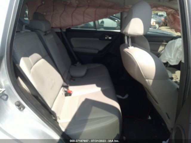 JF2SJARC5HH425222 Subaru Forester Limited