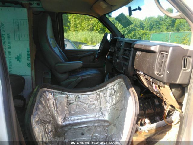 1GCWGFBA7E1130941 Chevrolet Express 2500 Work Van