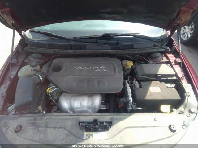 1C3CCCCB0GN135001 Chrysler 200 C