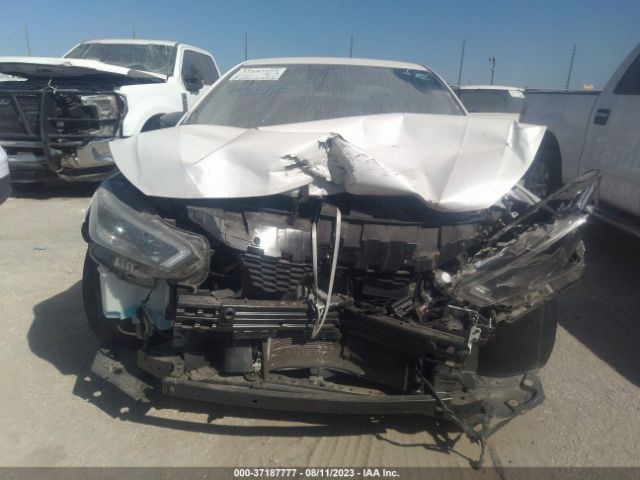 3N1CN8FVXNL843717 Nissan VERSA SR