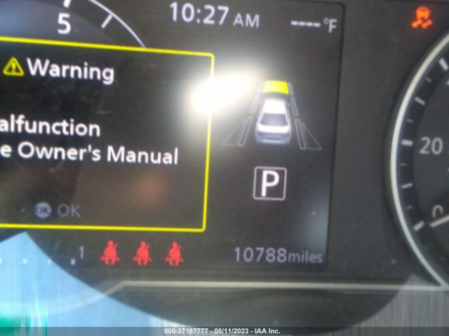 3N1CN8FVXNL843717 Nissan VERSA SR