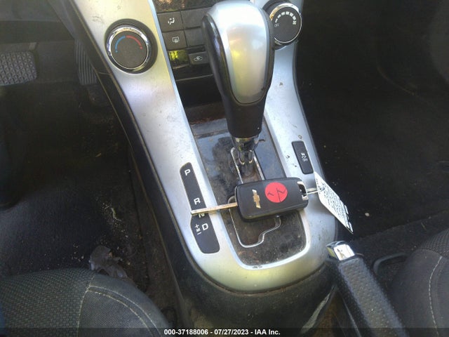Chevrolet Cruze 1lt 2014 1G1PC5SB8E7217563 Image 3