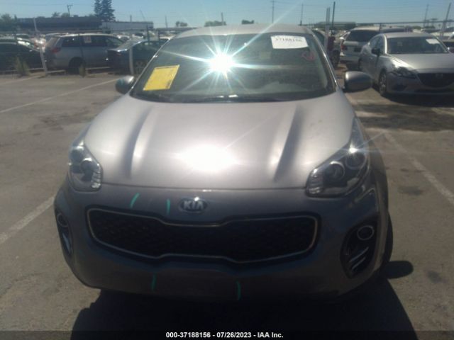 KNDPMCAC3J7454510 KIA Sportage Lx