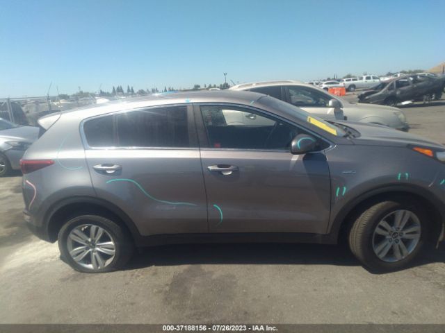 KNDPMCAC3J7454510 KIA Sportage Lx