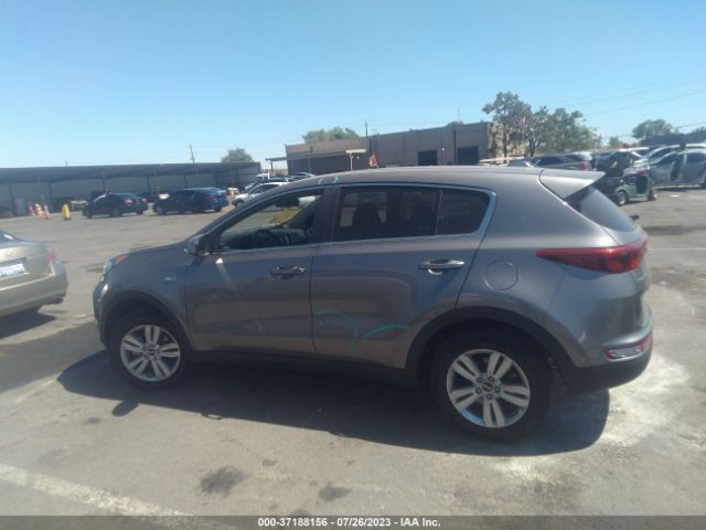 KNDPMCAC3J7454510 KIA Sportage Lx