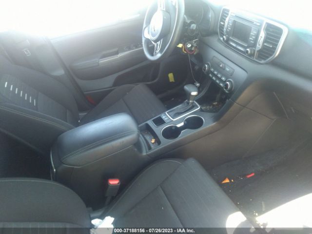 KNDPMCAC3J7454510 KIA Sportage Lx
