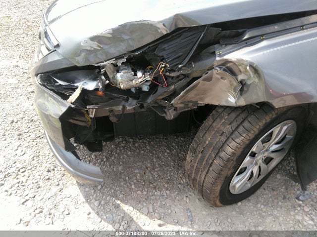 2013 HYUNDAI SONATA GLS VIN: 5NPEB4AC3DH569210
