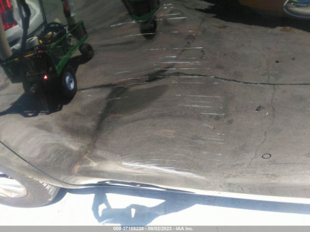 KNDMB5C19F6068834 KIA SEDONA LX