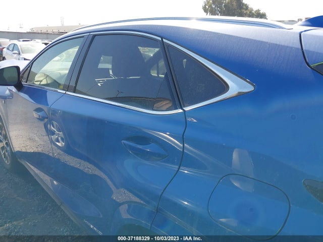 2021 Lexus NX, VIN: JTJSJRDZ2M2151707