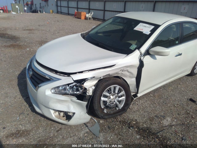 Nissan Altima 2.5 S 2015 1N4AL3AP3FN392613 Image 12