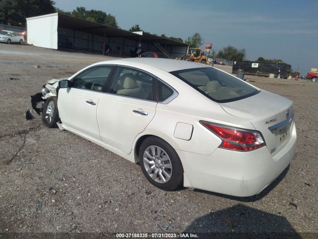 Nissan Altima 2.5 S 2015 1N4AL3AP3FN392613 Image 3