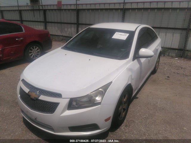 Chevrolet Cruze 1lt 2014 1G1PC5SB7E7107765 Image 2