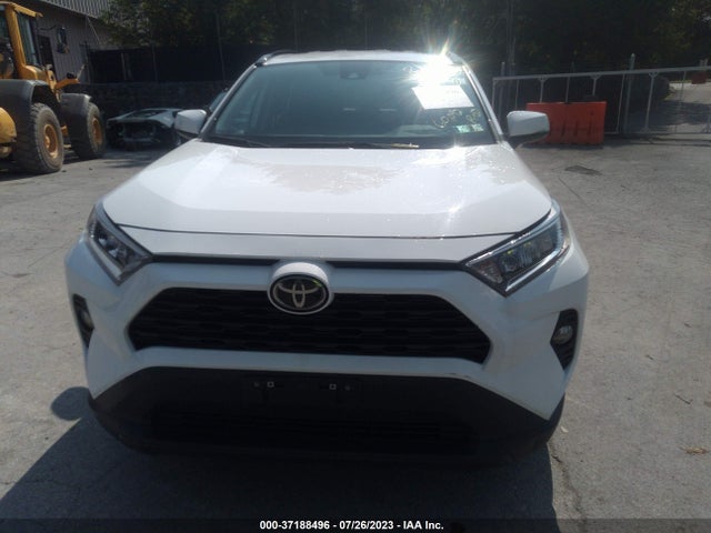2021 TOYOTA RAV4 XLE VIN: 2T3P1RFV6MW143748