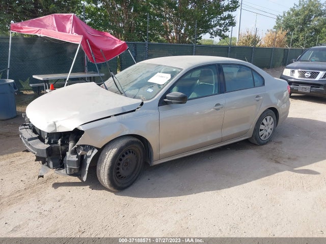 3VW1K7AJ6EM271113 Volkswagen Jetta Sedan S
