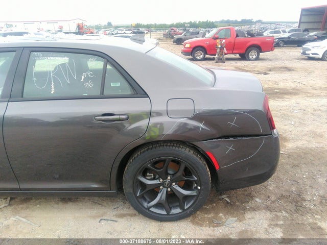 2C3CCABG5PH561129 Chrysler 300 300s