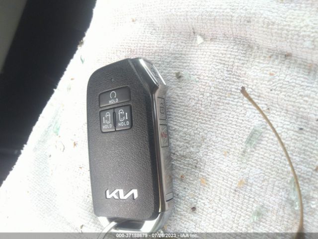 KNDNB4H37P6278794 KIA Carnival Lx