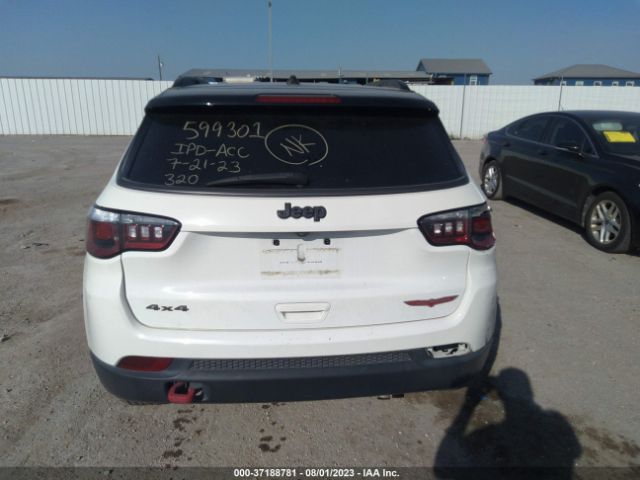 3C4NJDDB1KT752740 Jeep Compass Trailhawk