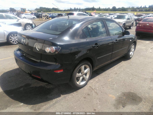 2007 MAZDA MAZDA3 I TOURING VIN: JM1BK12F371661052