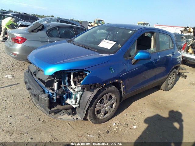 Chevrolet TRAX LS 2015 KL7CJKSB3FB140655 Image 2