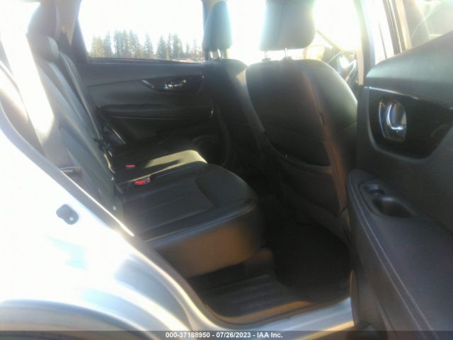 JN8AT2MTXJW486301 Nissan Rogue Sl