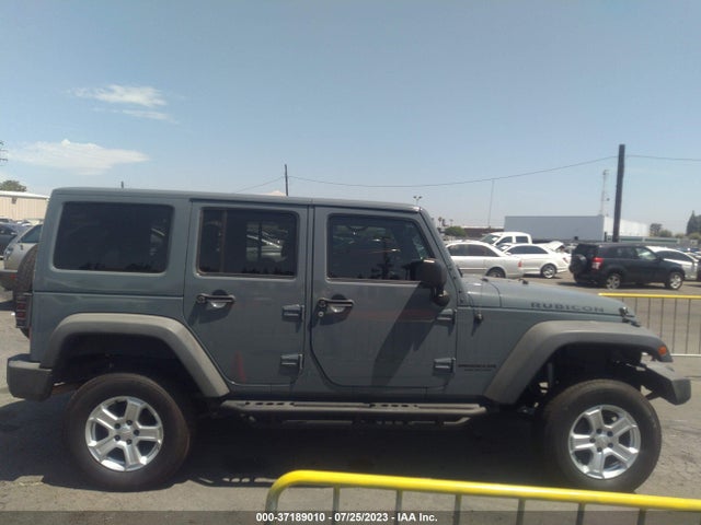 1C4BJWFG8FL678015 Jeep Wrangler Unlimited Rubicon