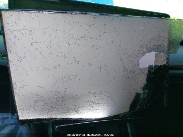 Tesla Model 3 Long Range 2020 5YJ3E1EB4LF665181 Image 17