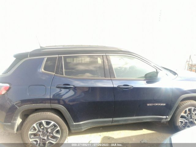 3C4NJDDB9MT523998 Jeep Compass Trailhawk