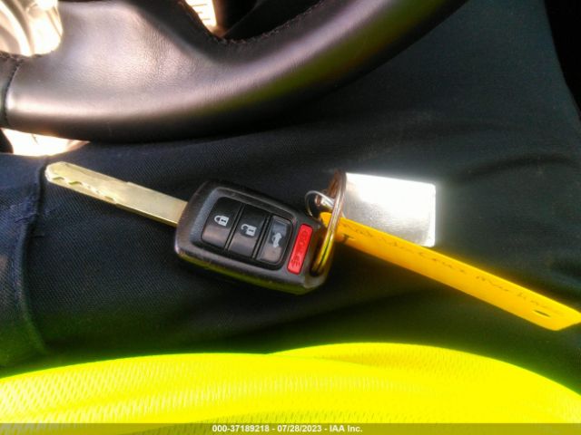 1HGCR2F52HA301703 Honda Accord Sedan Sport