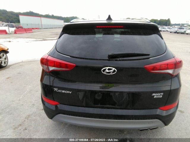 KM8J3CAL1JU772924 Hyundai Tucson Sport
