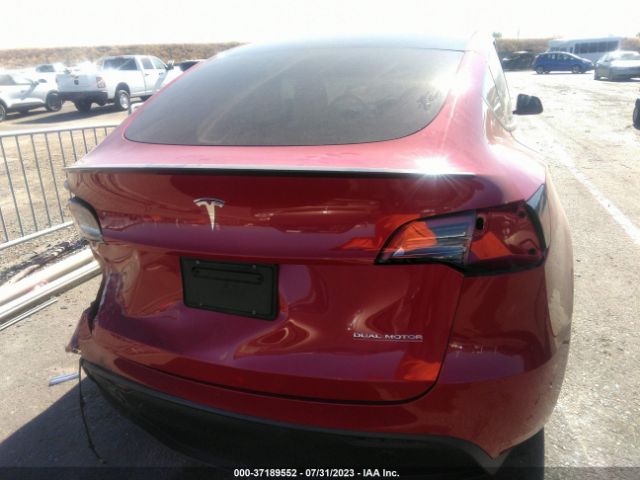 7SAYGDEF5NF551099 Tesla Model Y Performance