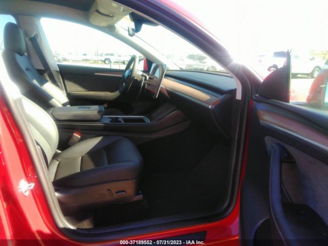 7SAYGDEF5NF551099 Tesla Model Y Performance