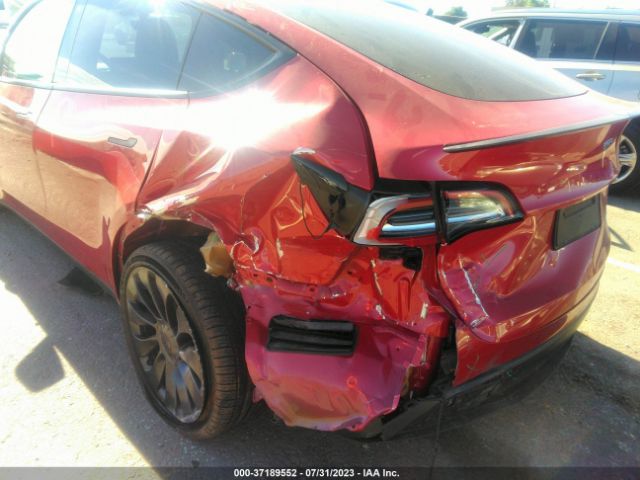 7SAYGDEF5NF551099 Tesla Model Y Performance