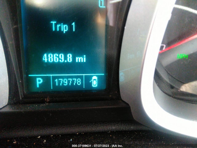 2011 CHEVROLET EQUINOX LT W/2LT VIN: 2CNFLNE57B6323910