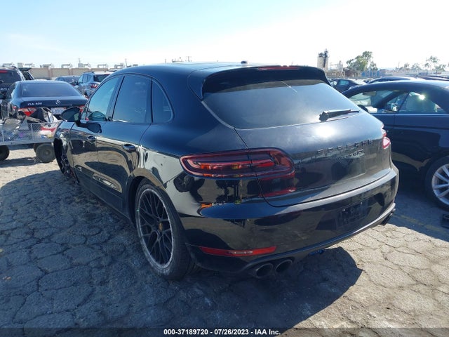 2018 PORSCHE MACAN WP1AG2A55JLB62551 Photo 2