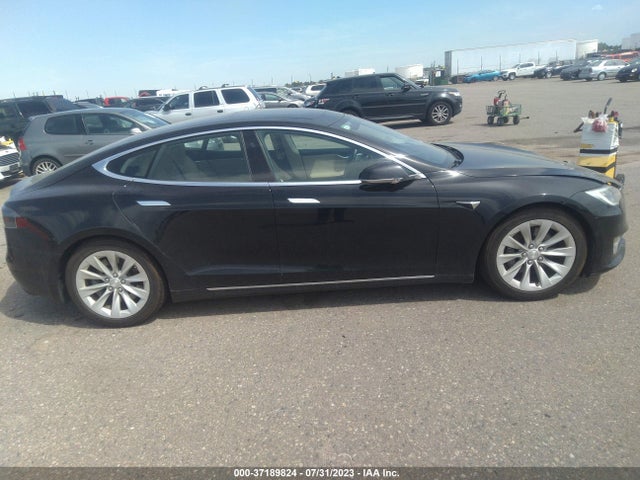 Tesla Model S 90d/70d/75d/60d/85d 2016 5YJSA1E2XGF169881 Image 4