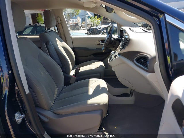 Chrysler Pacifica Lx 2017 2C4RC1CG0HR710563 Image 11