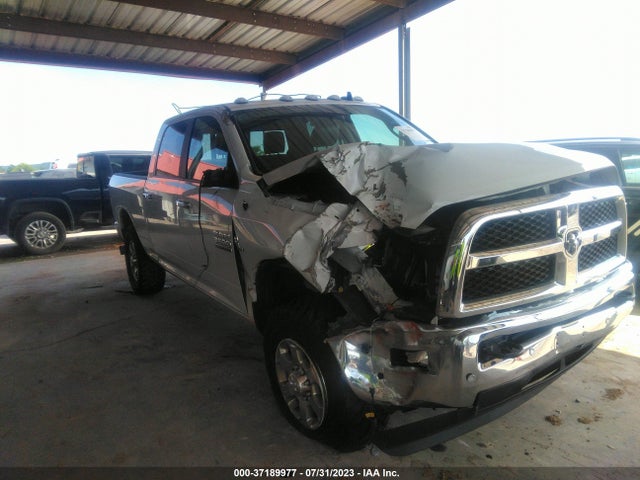 2018 Ram 3500 LCF, VIN: 3C63R3DLXJG413542