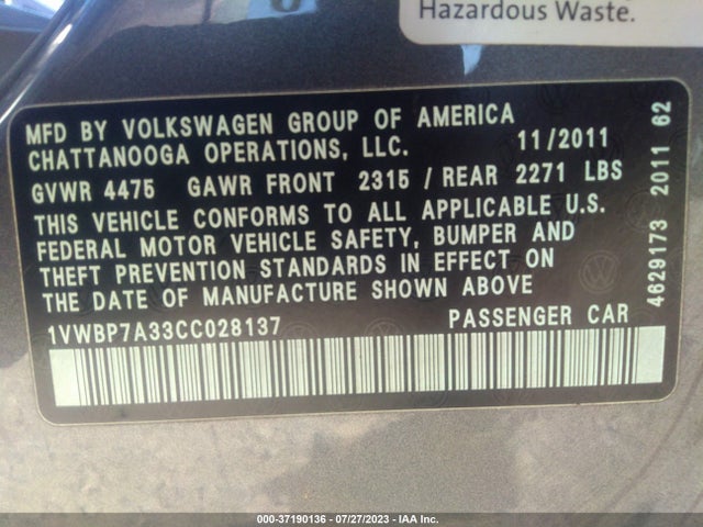 2012 VOLKSWAGEN PASSAT SE W/SUNROOF & NAV PZEV VIN: 1VWBP7A33CC028137